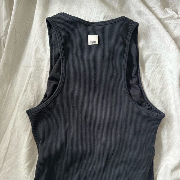 Vuori tank (pose ploy) size small - Picture 7 of 7